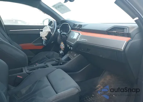 2019 Audi Q3 2.0T S Line Premium z USA, uszkodzony, nr VIN WA1EECF30K1070082